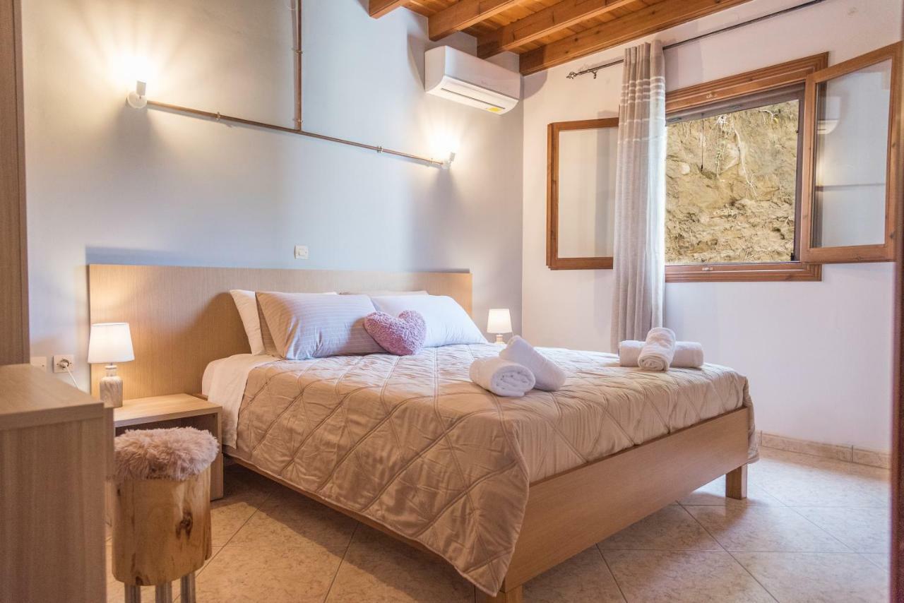 Villa Philippos Vitaládes Esterno foto
